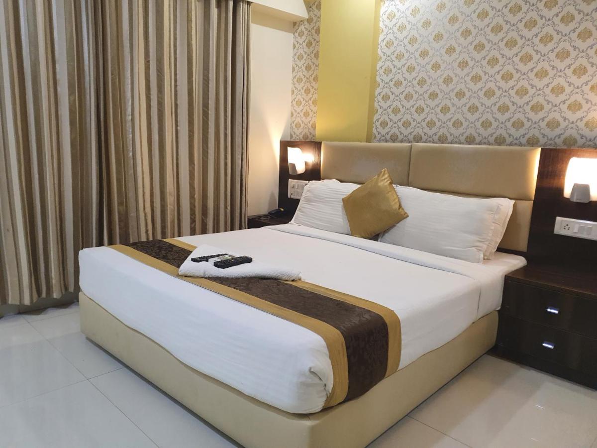 Hotel Galaxy Comforts Bombay Extérieur photo