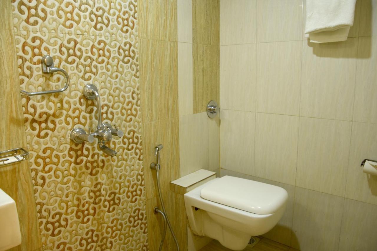 Hotel Galaxy Comforts Bombay Extérieur photo